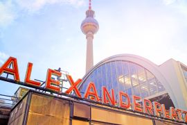 Lais Puzzle - Bahnhof Berlin Alexanderplatz - 2.000 Teile